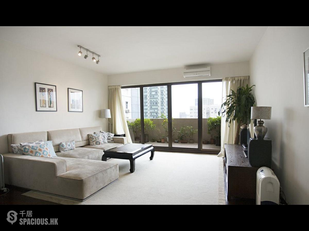 Mid Levels East - Man Yuen Garden 01