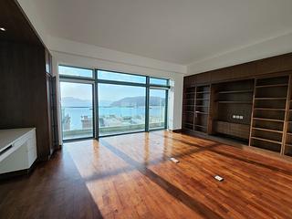 Stanley - Regalia Bay Phase 1 18