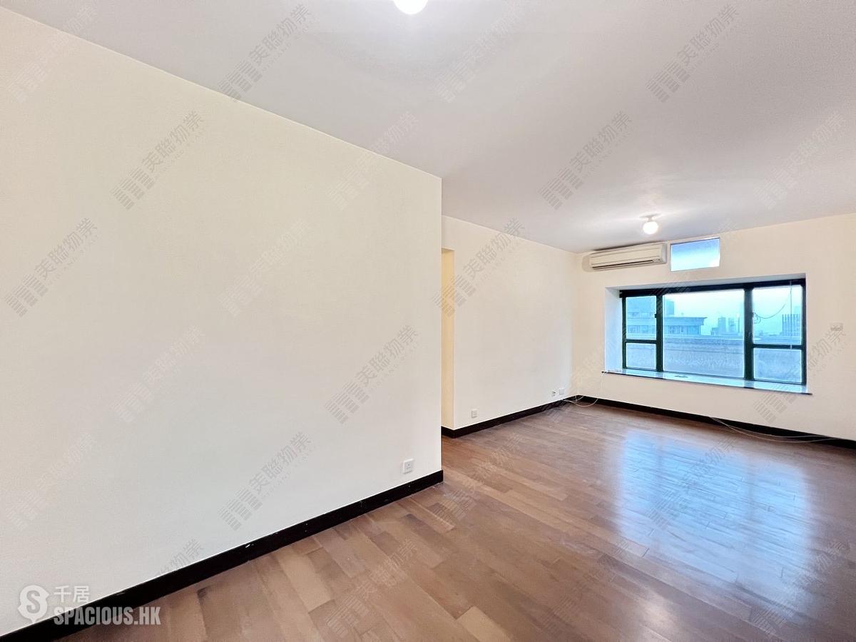 Mid Levels East - Monmouth Place 01