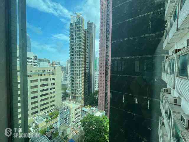 Mid Levels Central - The Rednaxela 01