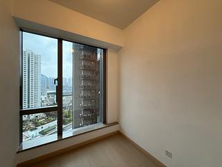Wong Chuk Hang - The Southside Phase 2 La Marina Tower 2A 07
