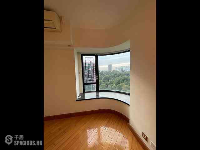 Yau Ma Tei - King's Park Villa 04
