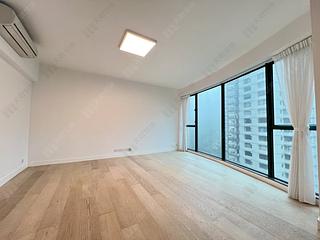 Mid Levels Central - Hillsborough Court Block 1 02