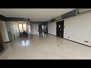 Yau Ma Tei - Wylie Court Block A 04
