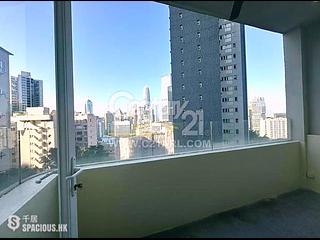 Mid Levels Central - Best View Court 02