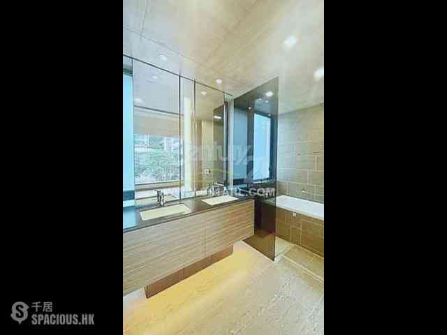 Repulse Bay - 7, South Bay Close 06