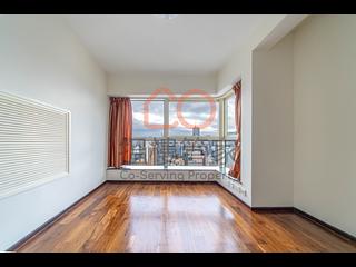 Soho - Centrestage 05