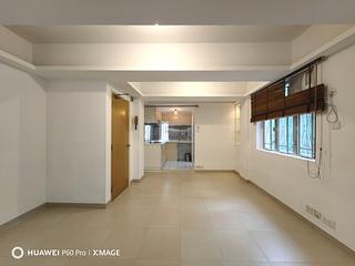Tai Hang - Kam Chung House 02