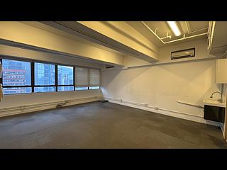 Causeway Bay - Chung Wai Commercial Building 05