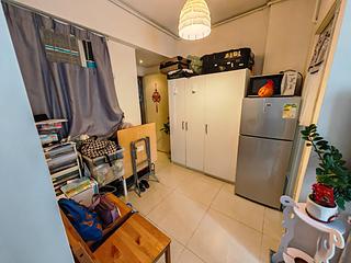 Wan Chai - Wai Sun Building 05