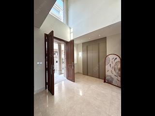 The Peak - 28, Gough Hill Road 05