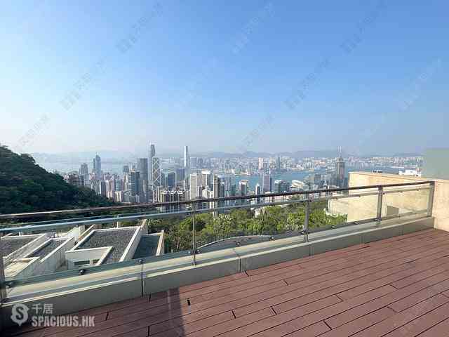The Peak - Sky Court 02