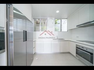 Chung Hom Kok - 30, Cape Road 05