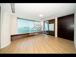 Repulse Bay - The Lily 07