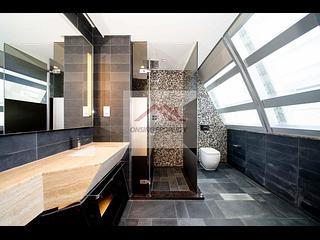 Repulse Bay - The Lily 14