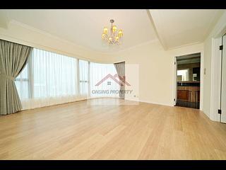 Mid Levels Central - The Harbourview 06