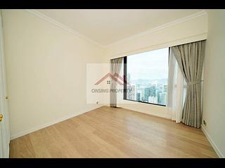 Mid Levels Central - The Harbourview 09