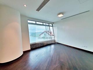Repulse Bay - The Lily 10