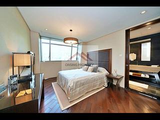 Repulse Bay - The Lily 10