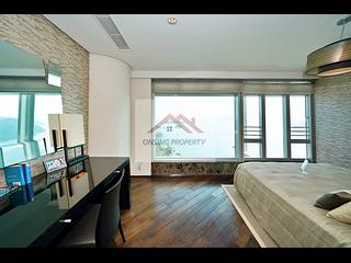 Repulse Bay - The Lily 12