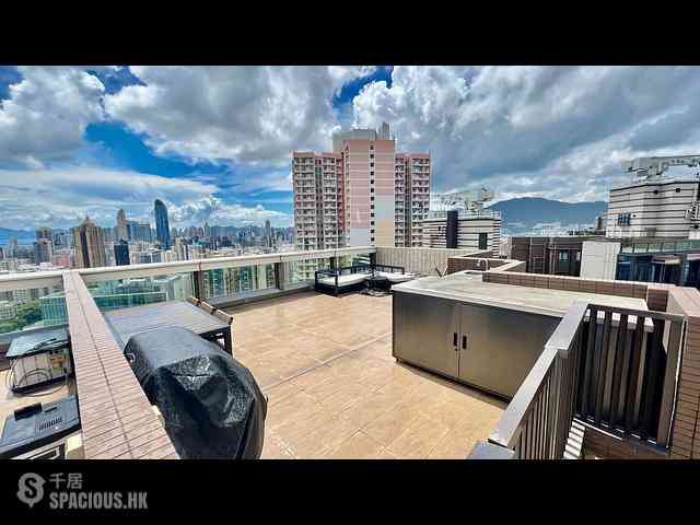 Ho Man Tin - Mantin Heights Block 9 09