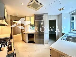 Tai Wai - Royal Forest Block 1 11