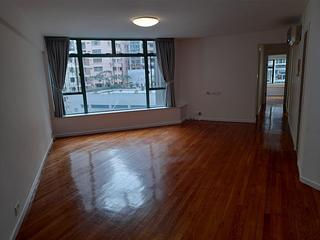 Mid Levels Central - Robinson Place Block 2 07