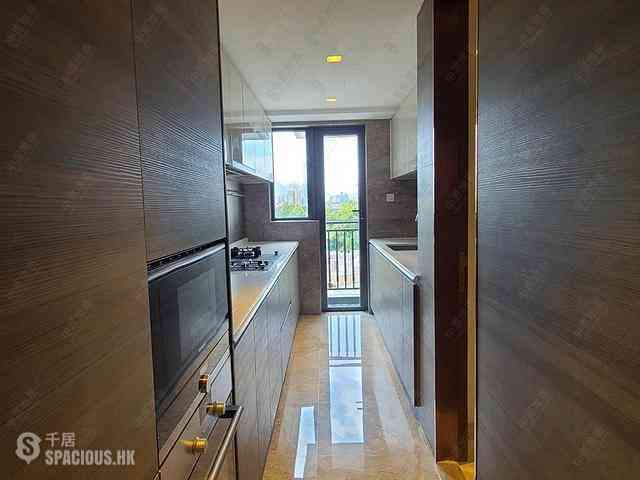 Kowloon Tong - Parc Inverness Block 5 07