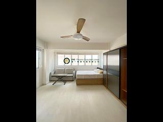 Sheung Wan - 28-30, Queen Street 07