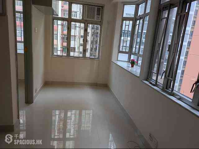 North Point - Ka Hing Building 02