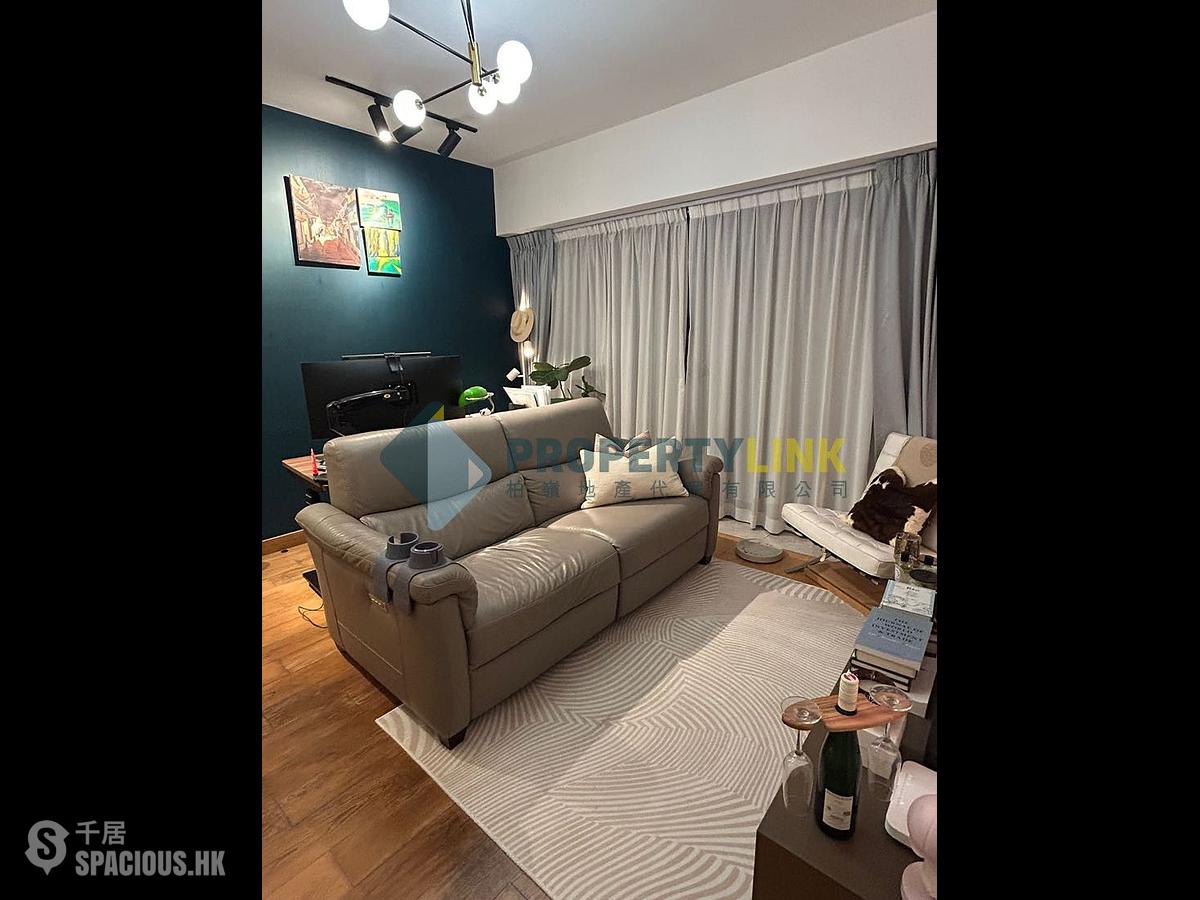 Sai Ying Pun - The Nova 01
