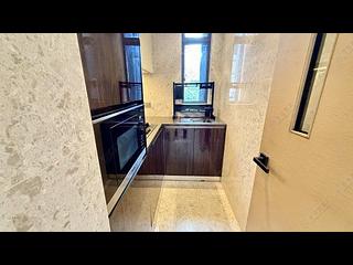Causeway Bay - Jones Hive 04