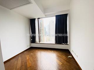 Tai Hang - The Signature 08