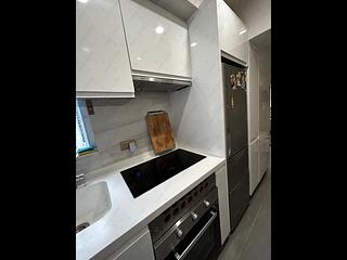 Mid Levels Central - Woodlands Court 06