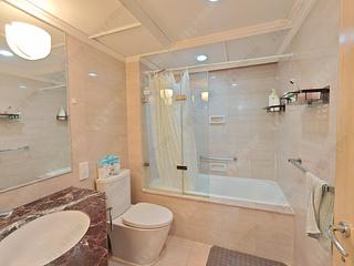 Wan Chai - Convention Plaza Apartments 09