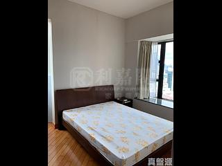 Fortress Hill - Le Sommet Block 2 04