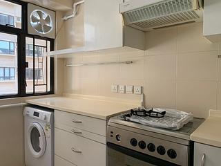 Mid Levels Central - Robinson Heights Block 1 09