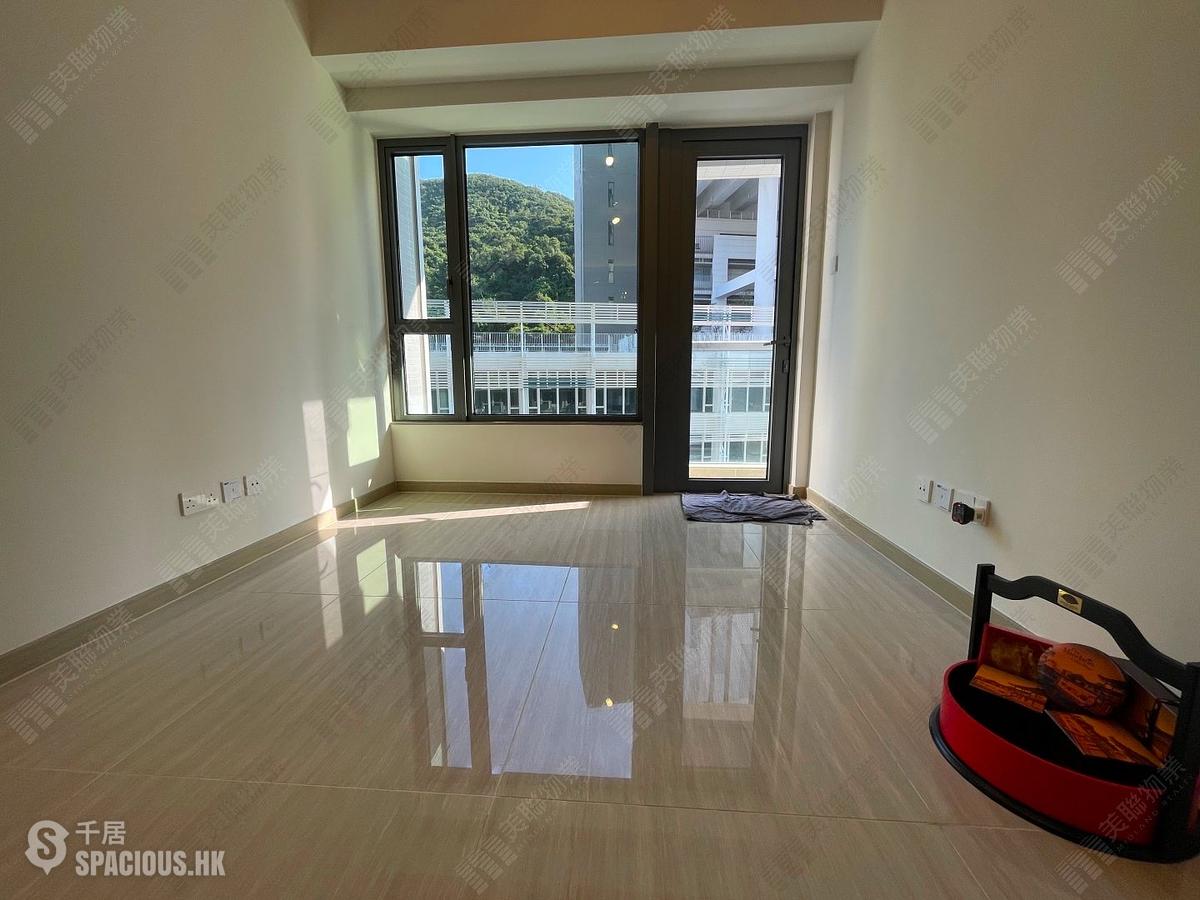 Wong Chuk Hang - The Southside Phase 1 Southland Tower 1A 01