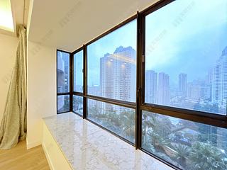 Mid Levels Central - Dynasty Court 06