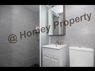 Wan Chai - Hennessy Building 07