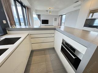 Wan Chai - The Oakhill 16