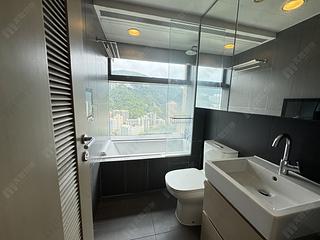 Wan Chai - The Oakhill 19
