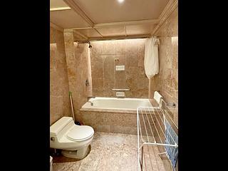 Wan Chai - Convention Plaza Apartments 05