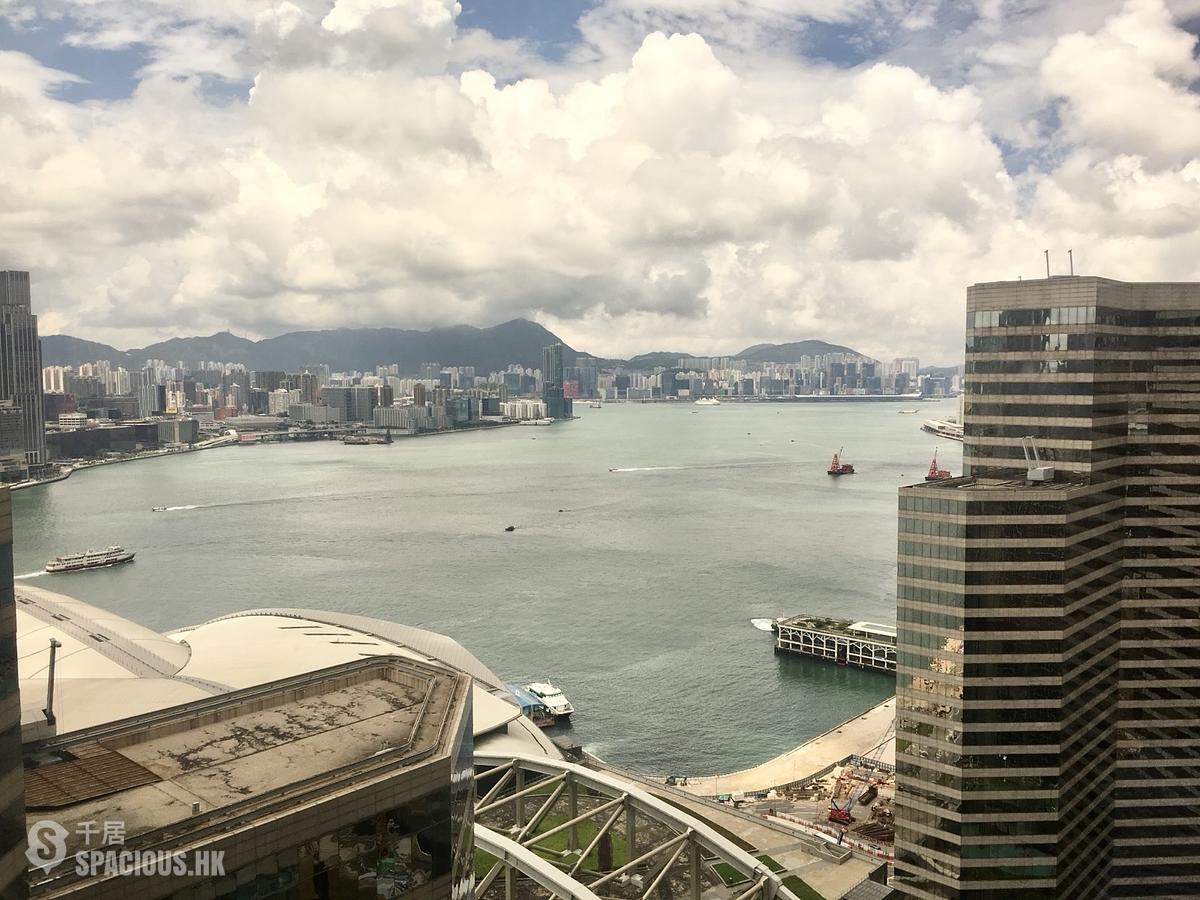 Wan Chai - Convention Plaza Apartments 01