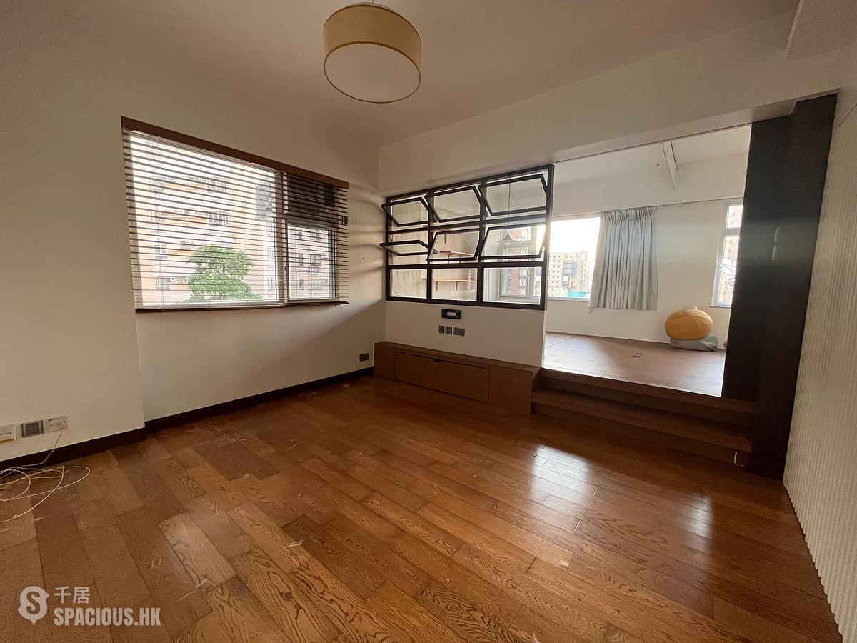 Tai Hang - Kanfield Mansion 01