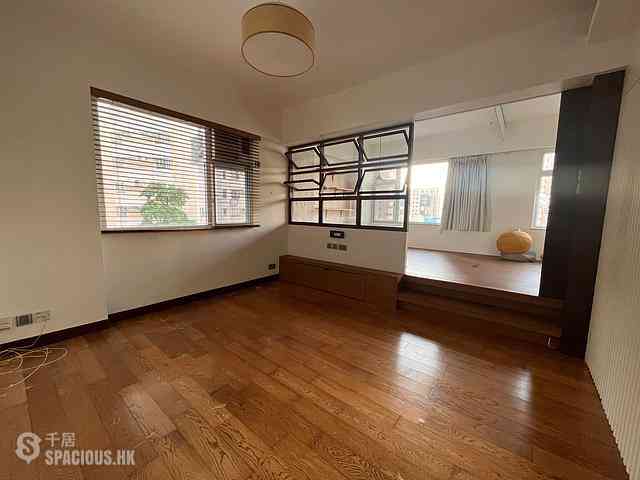 Tai Hang - Kanfield Mansion 01