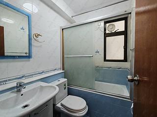 Yau Yat Chuen - Parc Oasis Block 26 04