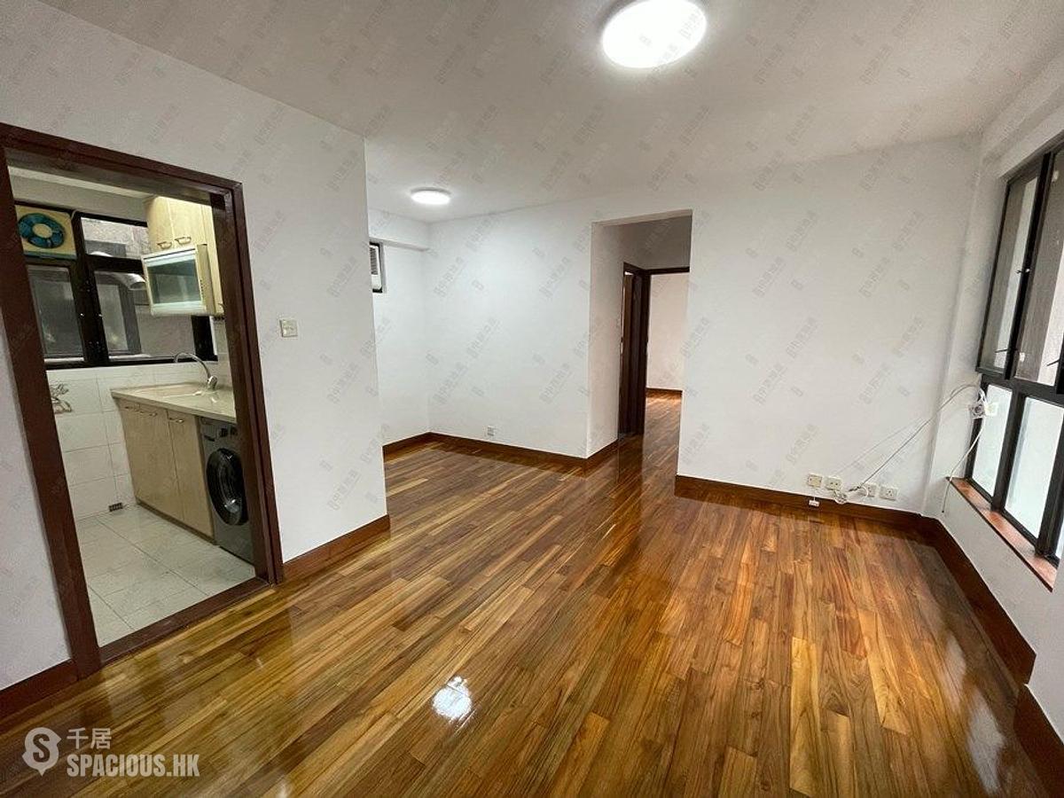 Yau Yat Chuen - Parc Oasis Block 26 01