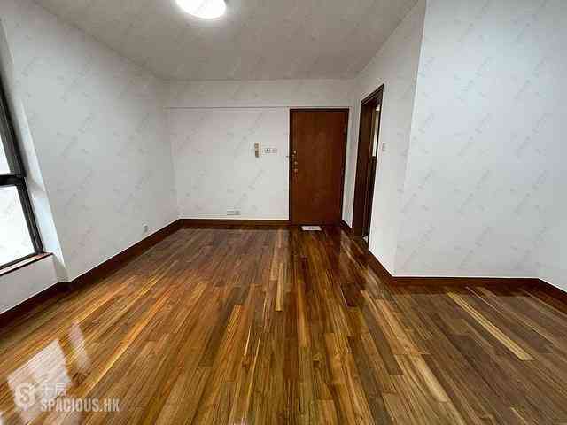 Yau Yat Chuen - Parc Oasis Block 26 08