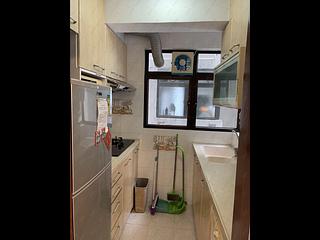 Yau Yat Chuen - Parc Oasis Block 26 10